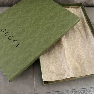 Authentic Gucci Empty Storage Gift Box w Tissue